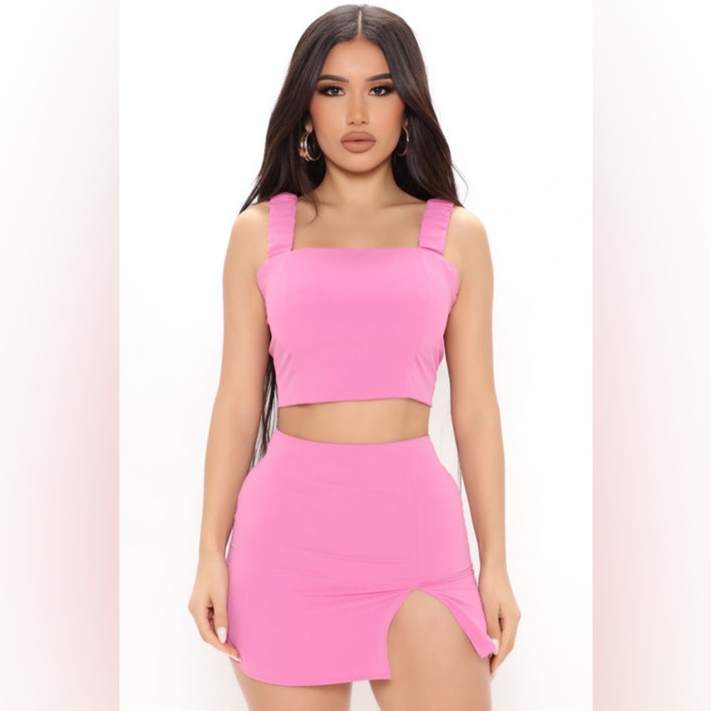 Fashion Nova - Can’t Sit With Us Set 🩷